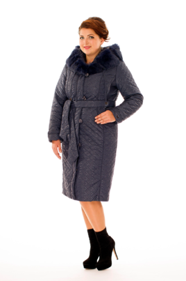 Женское пальто из текстиля с капюшоном, отделка кролик